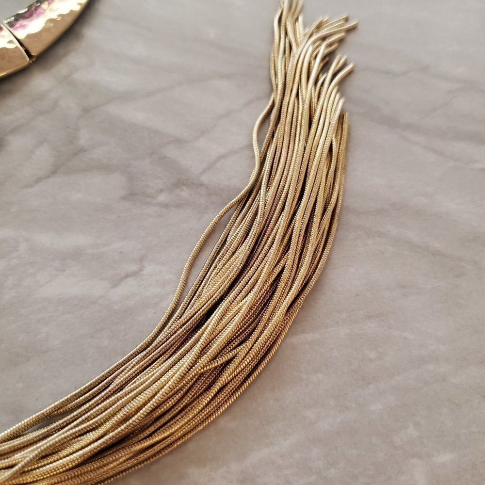 💖 White House Black Market Hammered Gold Tiered Snake Chain Tassel Necklace 💖 - Picture 8 of 16